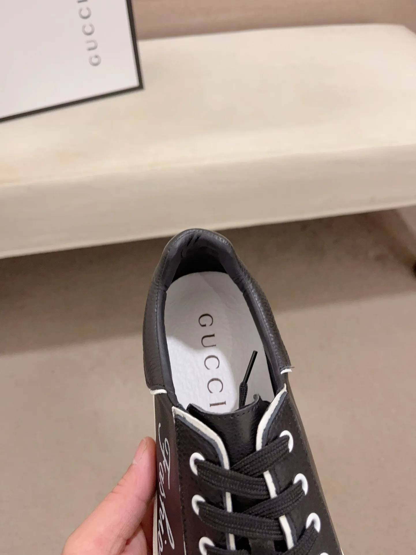 Men's shoes💰 440💰🇮🇹🇮🇹GUCCI(Gucci)🔍🔍new style Available simultaneously at counters, upper 🇮🇹 Italian imported cowhide, fully imported genuine leather lining 💪💪, completely 1⃣️ to 1⃣️ replica 🇮🇹💪💪, ⚠ sole : The original sole is specially provided by the original factory. The exclusive movable molded sole is super comfortable. ⚠Original factory goods, 🔍🔍high quality, you can enter and leave the counter at will, welcome to compare⚠. Code number:38-44
